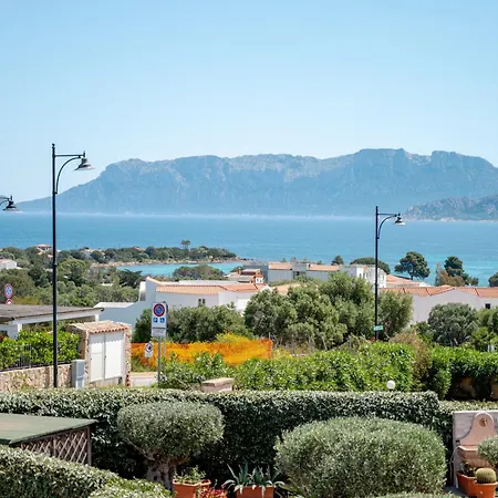 Casa Peonia Vista Mare * Olbia